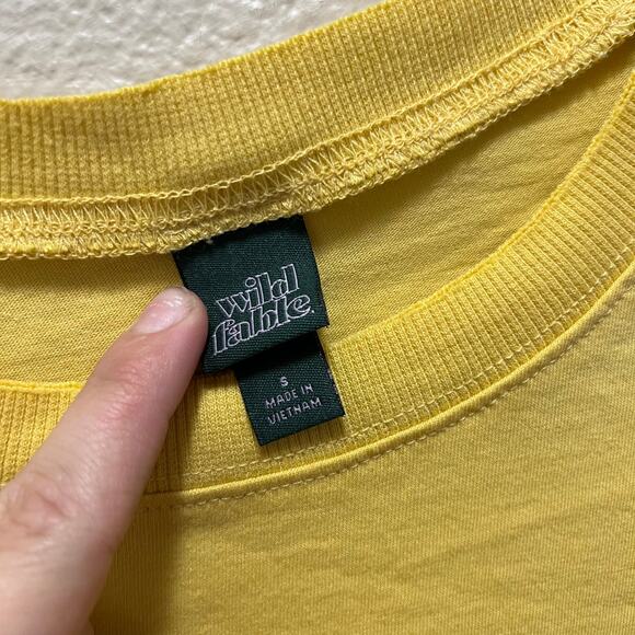 Wild Fable Yellow Short Sleeve Cut Off Crop Top Cropped T-Shirt Size Small - Picture 3 of 6